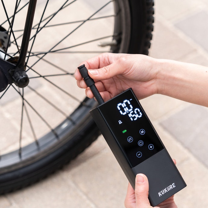 KUKIIRE スマート空気入れの使い方は?
