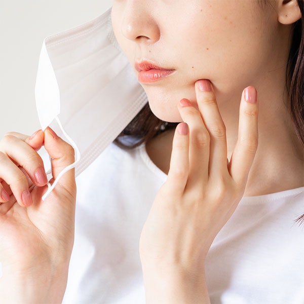 うるおい成分を配合。敏感肌に配慮した8つの無添加