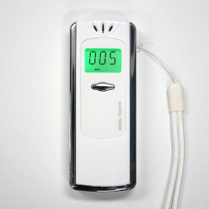 呼気アルコールは0.01mg/L単位で検知