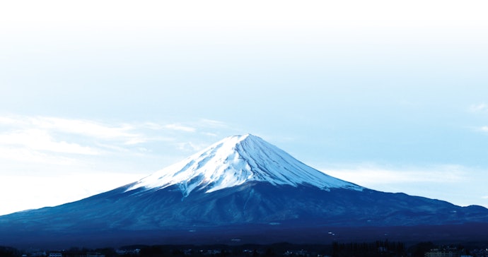 富士山の大自然に育まれた天然水を使用し、自社工場で製造