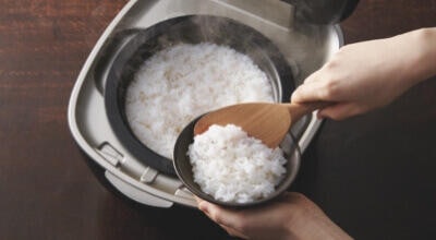 高い保温力でおいしさをキープ。0.5合~の少量炊飯にも対応
