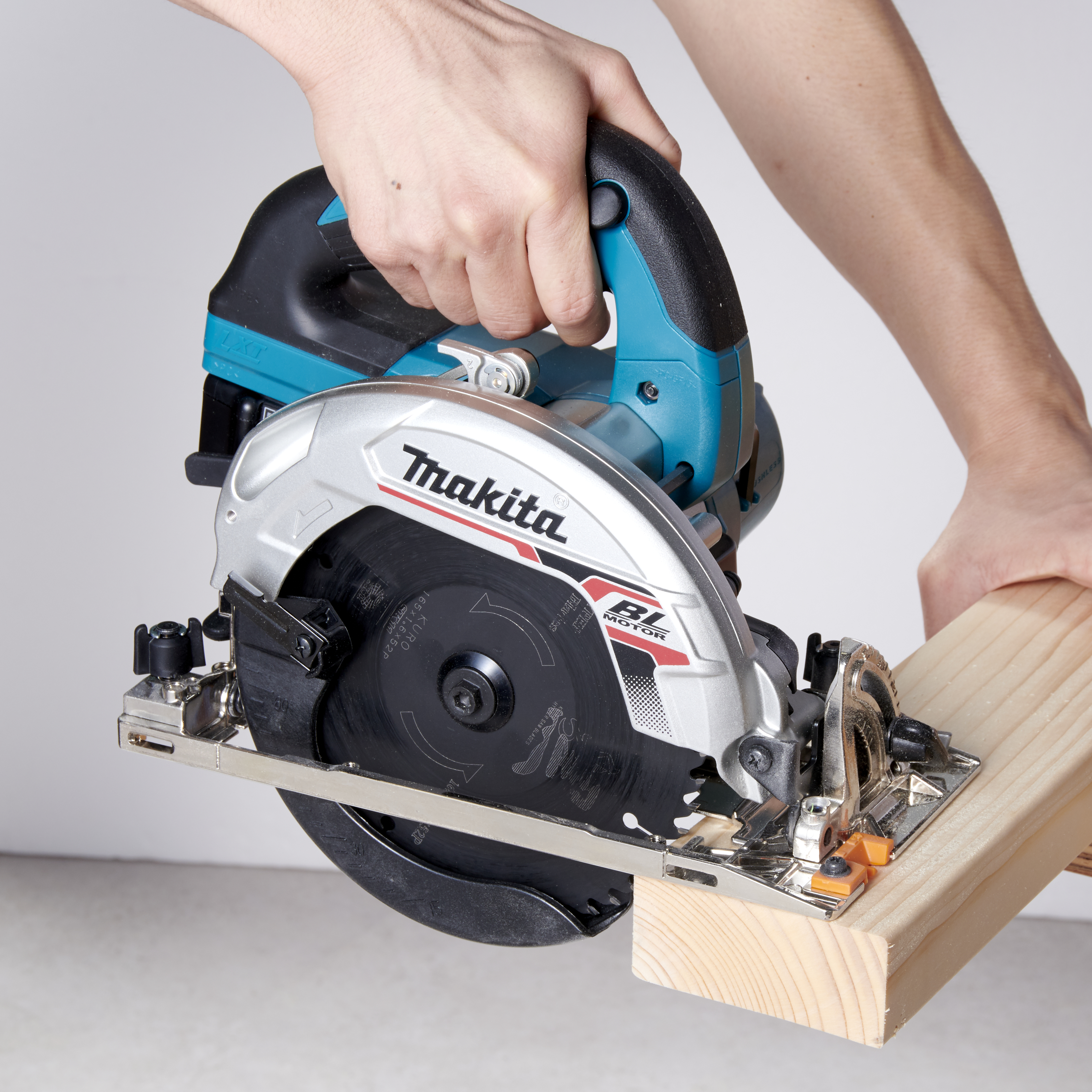 ca906359926f1e154296ad531e882c