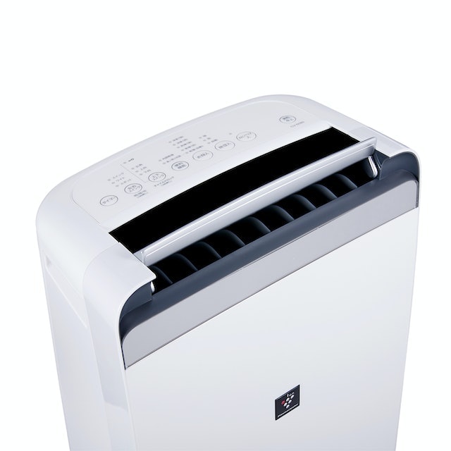 【2022年製・動作良好】SHARP シャープ 衣類乾燥除湿機 CV-N180 シャープ 衣類乾燥除湿機 CV-N180をレビュー!クチコミ・評判を