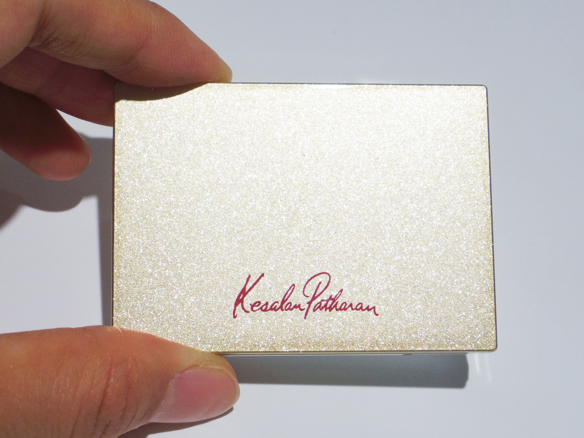 ケサランパサラン アンダーアイブライトナーを他商品と比較 口コミや評判を実際に使ってレビューしました Mybest