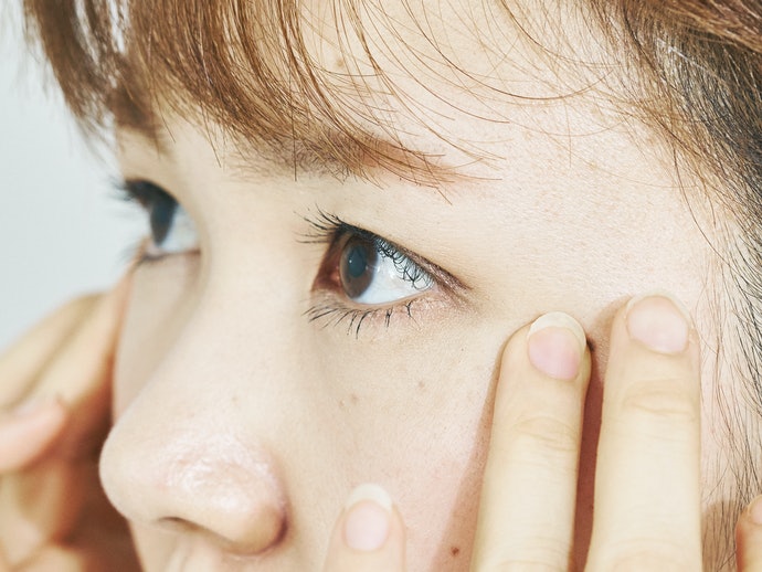 アドバンス ナイト リペア アイ Sr コンプレックスを他商品と比較 口コミや評判を実際に使ってレビューしました Mybest