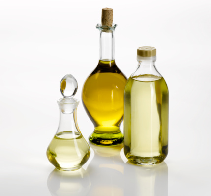 シエロ オイルインヘアマニキュア ダークブラウンを全5商品と比較 口コミや評判を実際に使ってレビューしました Mybest