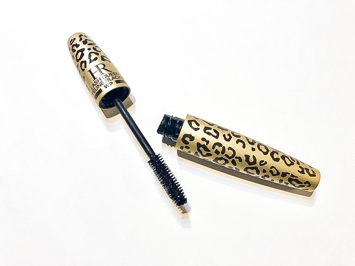 ラッシュクイーン フェリンブラックwpを他商品と比較 口コミや評判を実際に使ってレビューしました Mybest