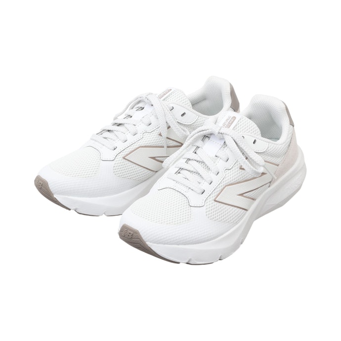 New Balance Dynasoft UA800 v1は他のウォーキングシューズとどう違うの?
