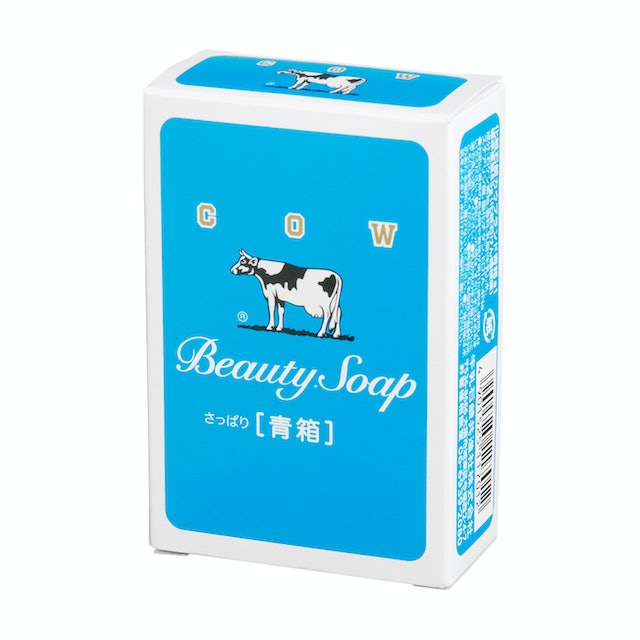 牛乳石鹸BEAUTY SOAP 化粧石鹸カウブランド青箱a1 300個入85g Amazon