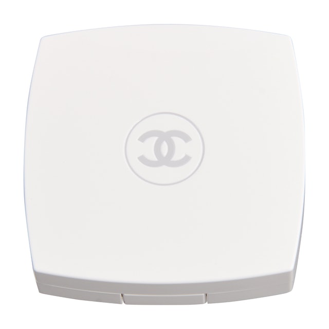 シャネル ル ブラン コンパクト ラディアンス 20をレビュー！クチコミ