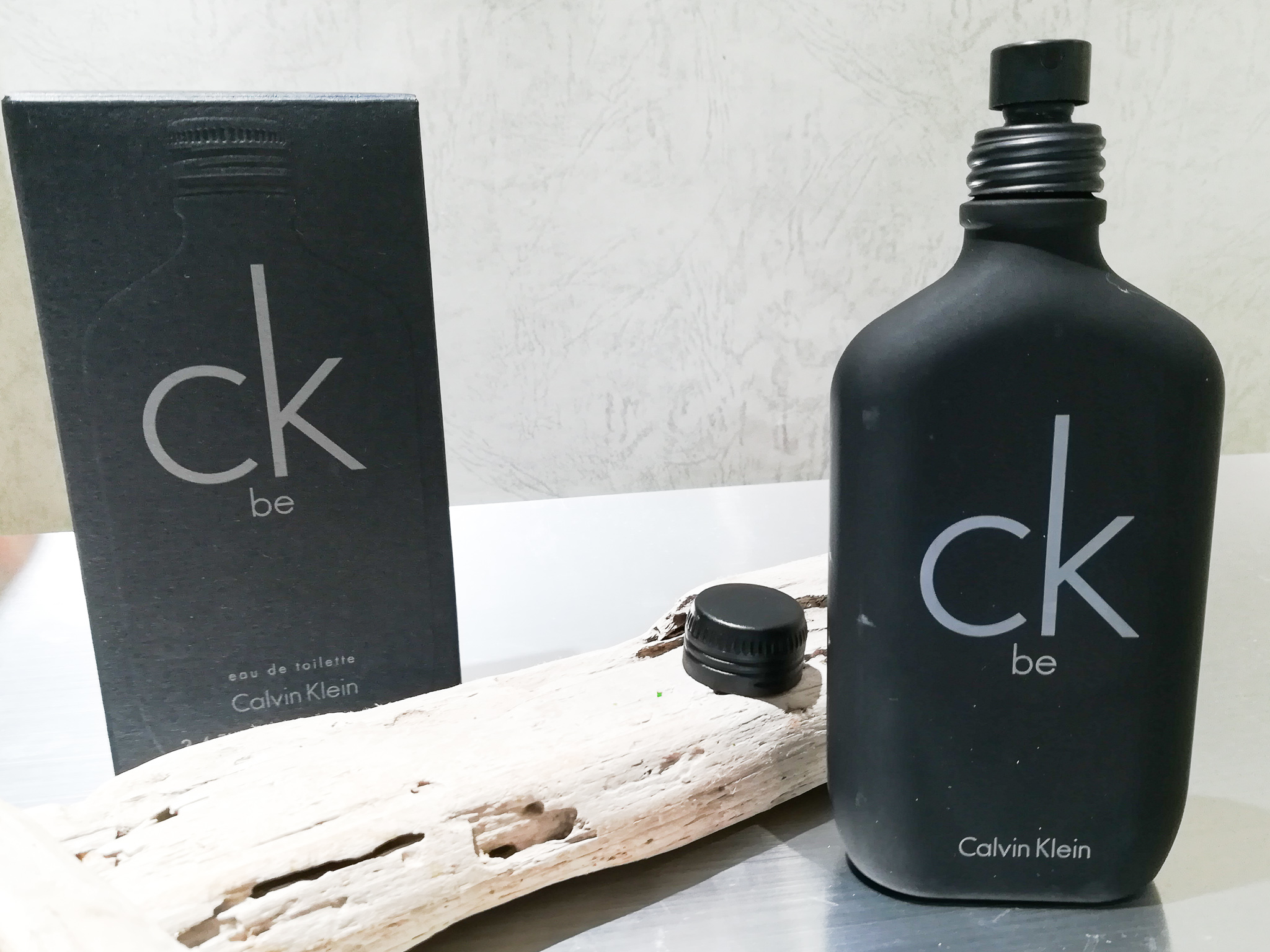 54 Off カルバンクライン シーケービー オードトワレ 0ml Edt Ck Be 香水 メンズ レディース Rmladv Com Br