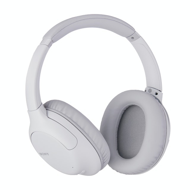 数量限定・即納特価!! WH-CH710N (W) ホワイト ソニー ヘッドホン
