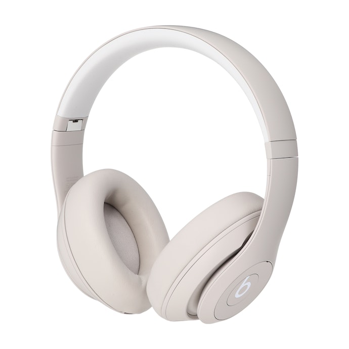 【美品】Beats Studies Pro (正規品,24時間以内発送) Beats Studio Proを徹底レビュー!実際に使ってわかったよい点
