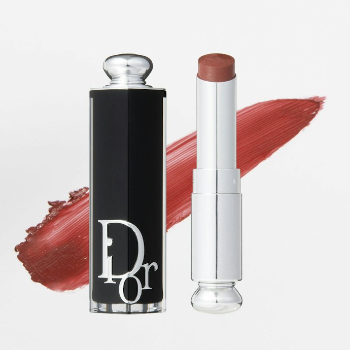 PARFUMS CHRISTIAN DIOR アディクト リップスティックは他の口紅・リップスティックとどう違うの?