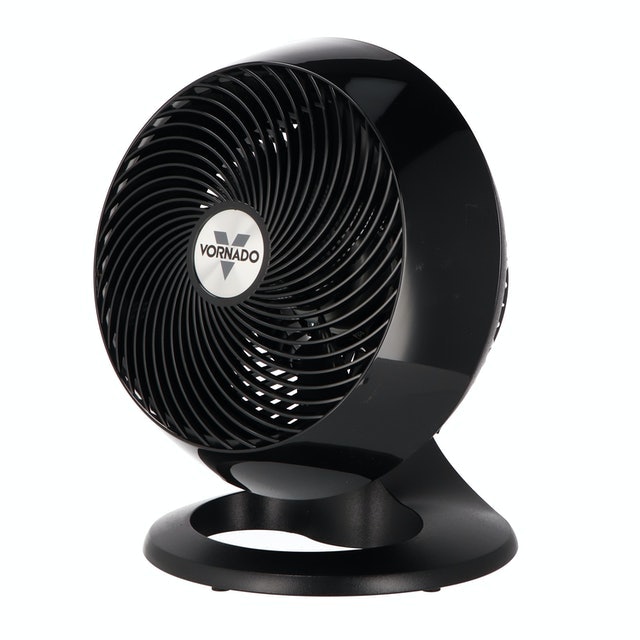 VORNDO ボルネード 米国産 サーキュレーター。650-JP 9c80c52c9b059398a3ff3f8ad00e8f