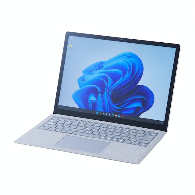 Microsoft Surface シルバー本体 Microsoft Surface Laptop シルバー Microsoft Surface Laptop (Intel