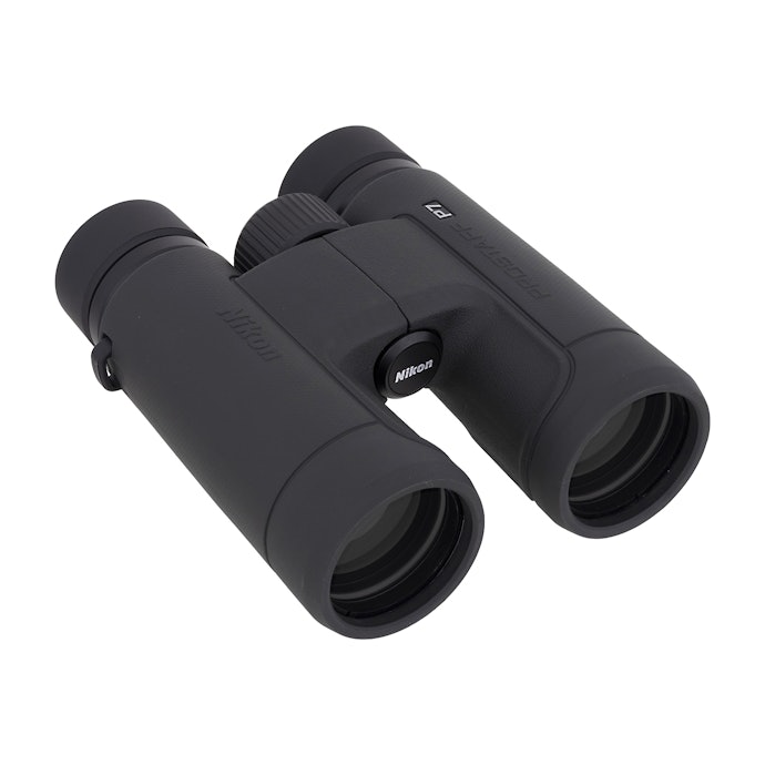 ニコン PROSTAFF P7 10x42は他の双眼鏡とどう違うの?