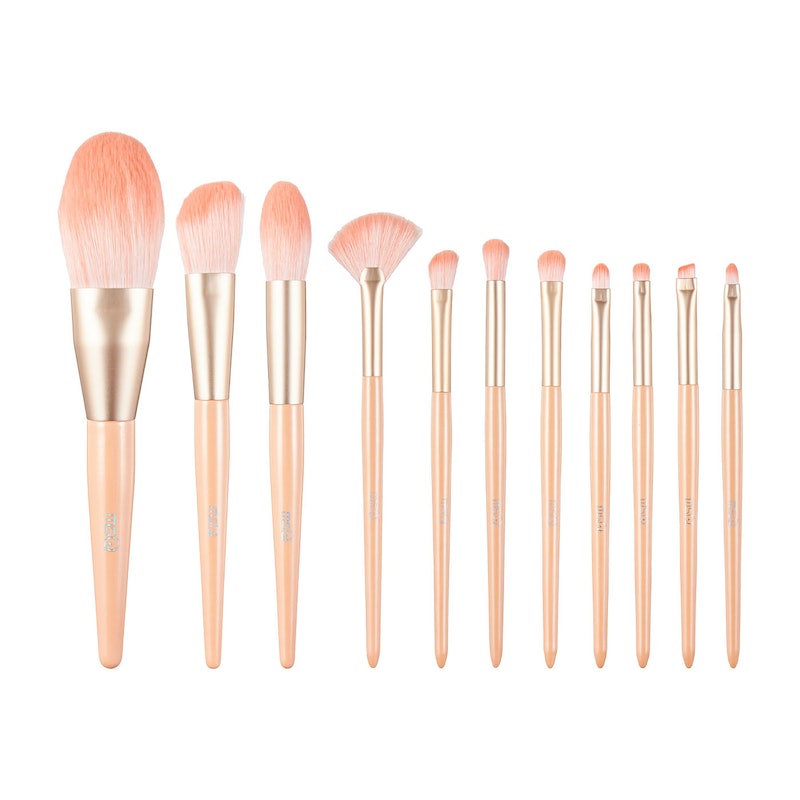 プリュイ☆プロフの一読お願いします BISYOO メイクブラシセット ４本 プリュイ☆プロフの一読お願いします様専用 BISYOO メイクブラシ