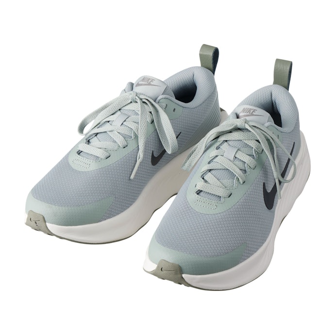 NIKE プロミナ MFV5285は他のウォーキングシューズとどう違うの?