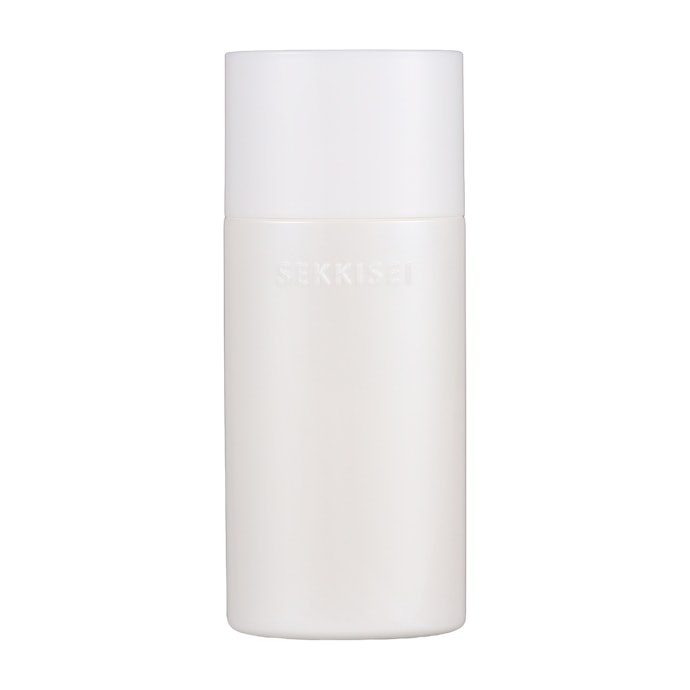 コーセー CLEAR WELLNESS UVマイルドミルクは他の日焼け止めミルクとどう違うの?