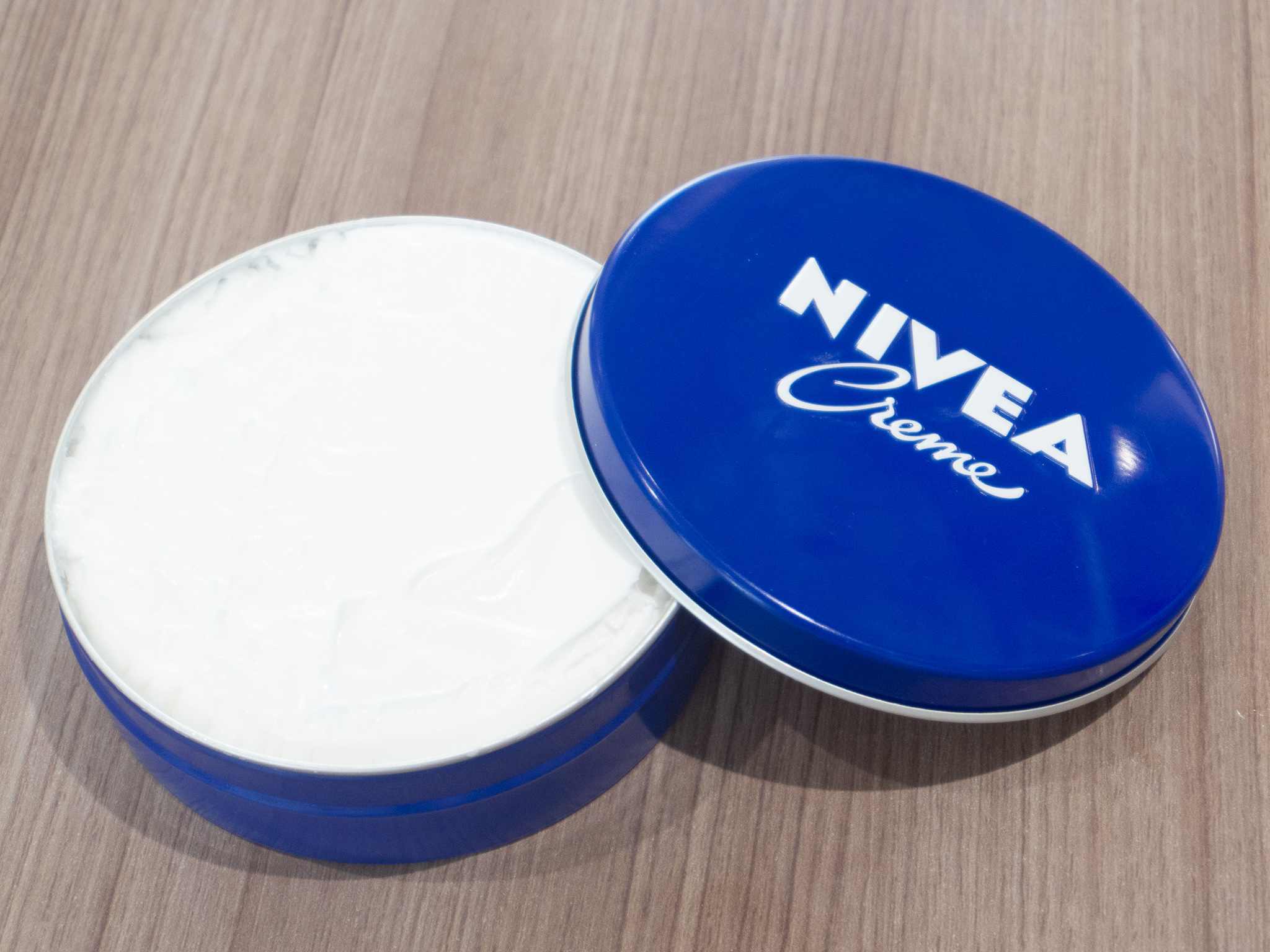 ニベアクリームを他商品と比較 口コミや評判を実際に使ってレビューしました Mybest