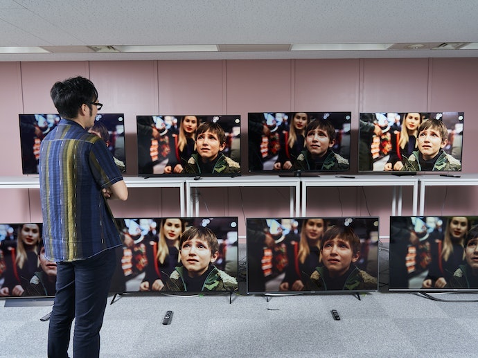 大手メーカーの4Kテレビ並みの高画質。明暗の表現が得意で、映像に奥行感がある