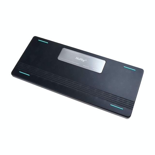 NuPhy Air75 ワイヤレス メカニカルキーボードをレビュー！クチコミ