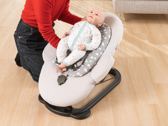 Feemom メロディー内蔵電動スイングをレビュー！クチコミ・評判