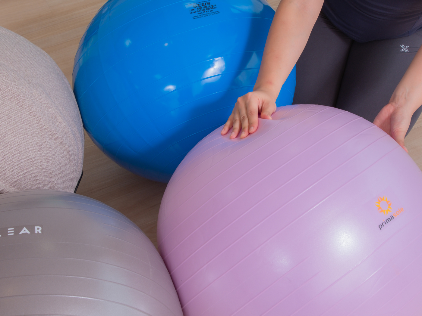 新品本物 Adblgr ６５ｃｍ Adidas バランスボール アディダス ジムボール フィットネス フィットネス トレーニング