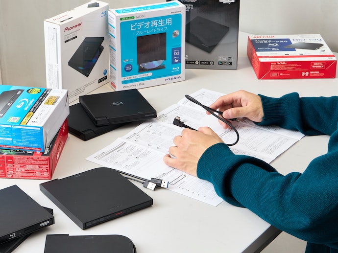 BUFFALO ポータブルブルーレイドライブ ブラック BRUHD-PU3-BK Amazon.com: Buffalo UHD BD Portable Blu-ray Drive Black