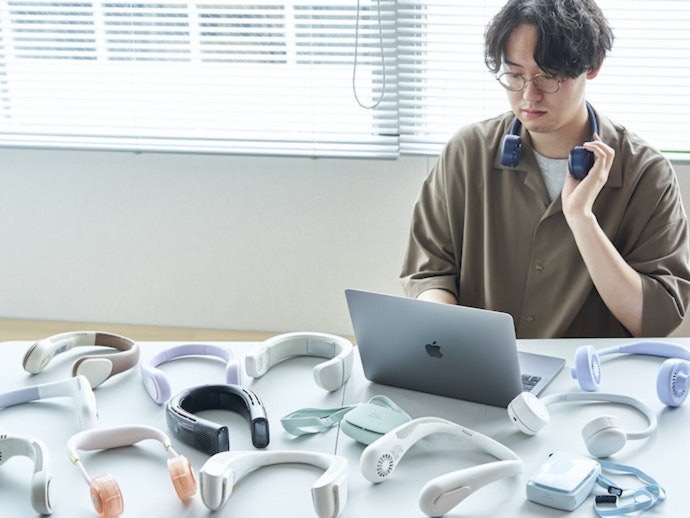 フィット感はあるが少し重め。30分程度は快適に使える
