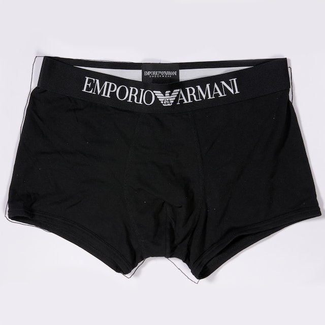 アルマーニ ベーシックボクサーブリーフ ロゴ入りウエストバンドを
