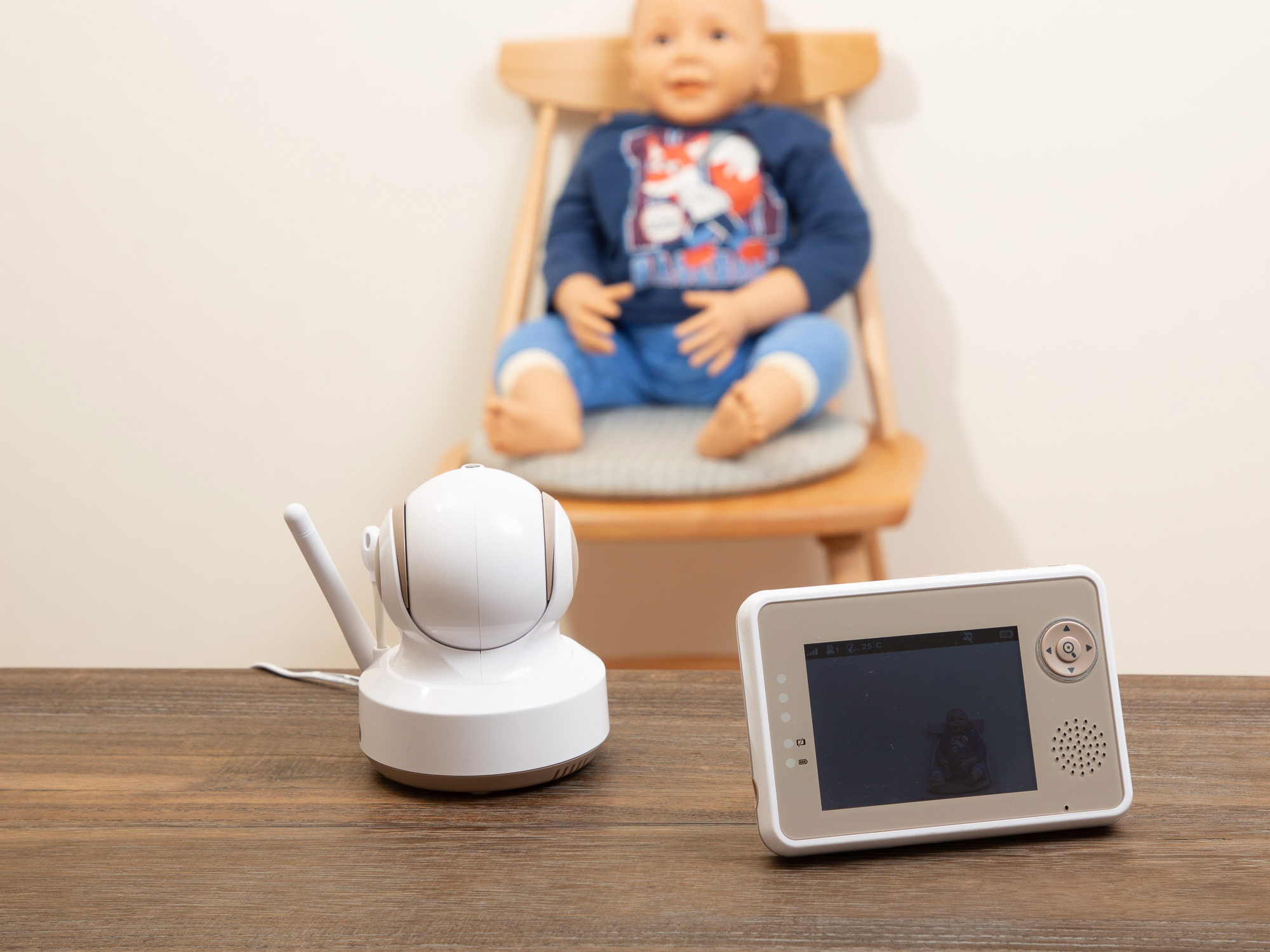 secuOn ハイブリッドデジタルベビーモニターをレビュー