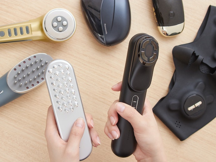 顔の凹凸にもしっかりフィット。ボタン操作も簡単で使いやすい