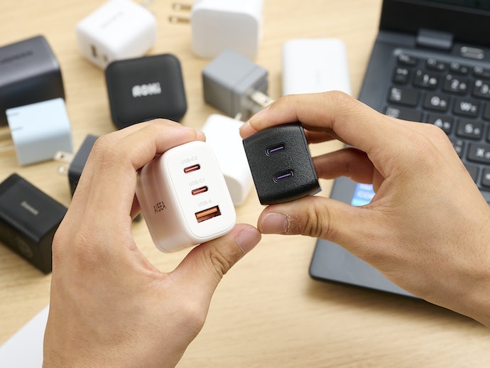 2台同時充電が可能。各ポートで安定した電力を供給できる