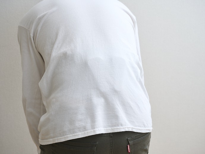 Tシャツをつけても気にならない目立ちにくさ