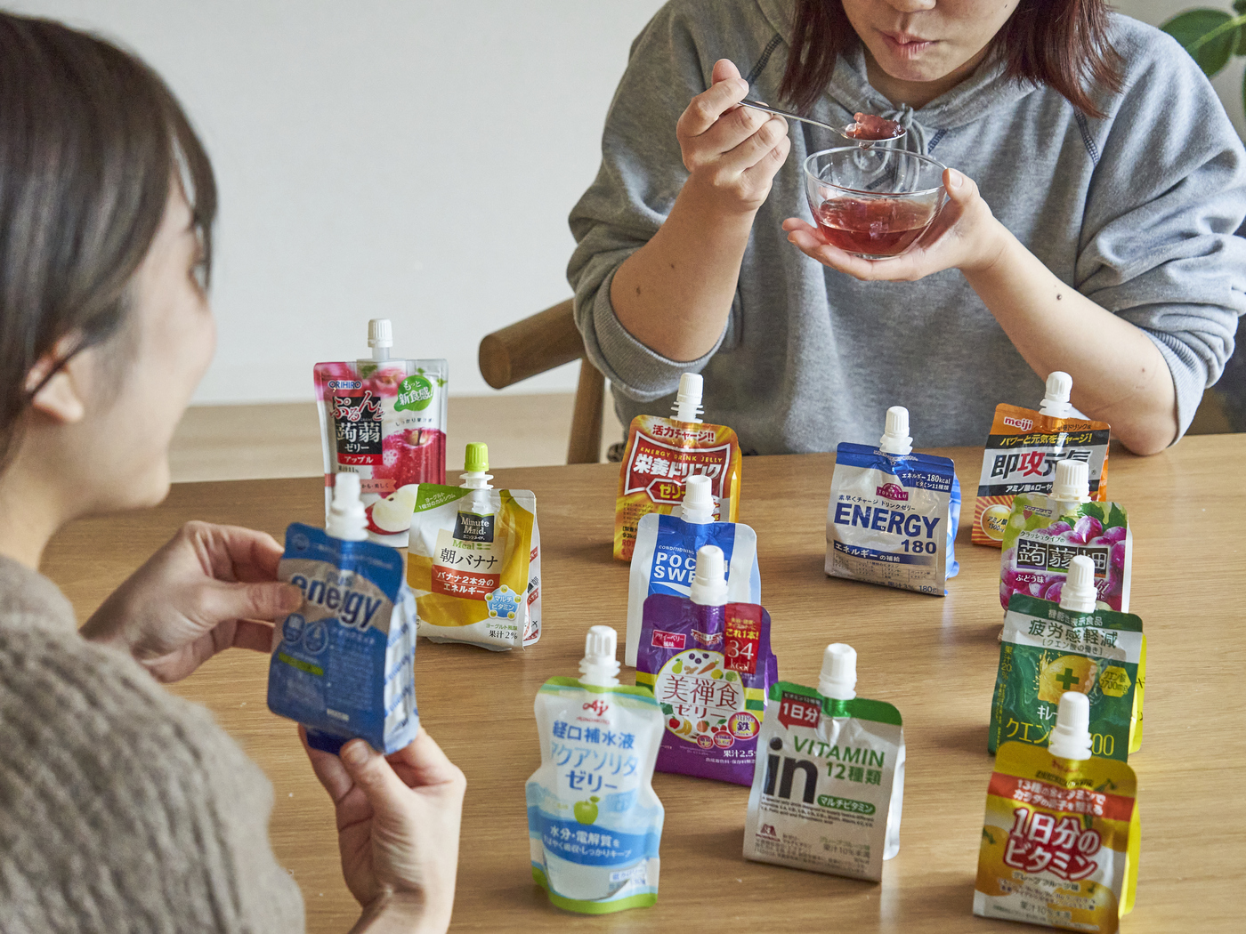 マンナンライフ クラッシュタイプの蒟蒻畑ライト ぶどう味 Fe 530 150g 30個