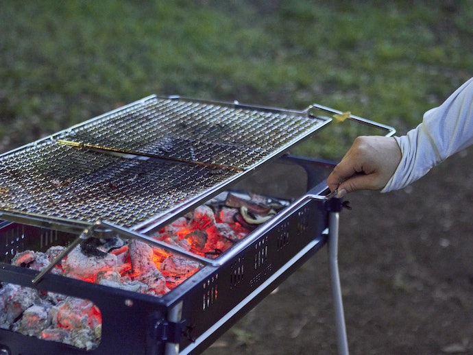 WHOLE EARTH ドローイングタイプ BBQ グリル WE23DF64をレビュー