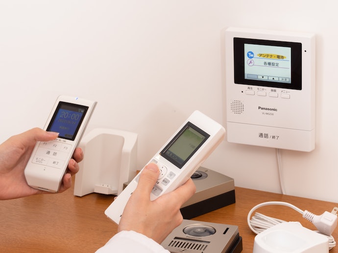 パナソニック モニター壁掛け式ワイヤレステレビドアホン VL-SGZ30を