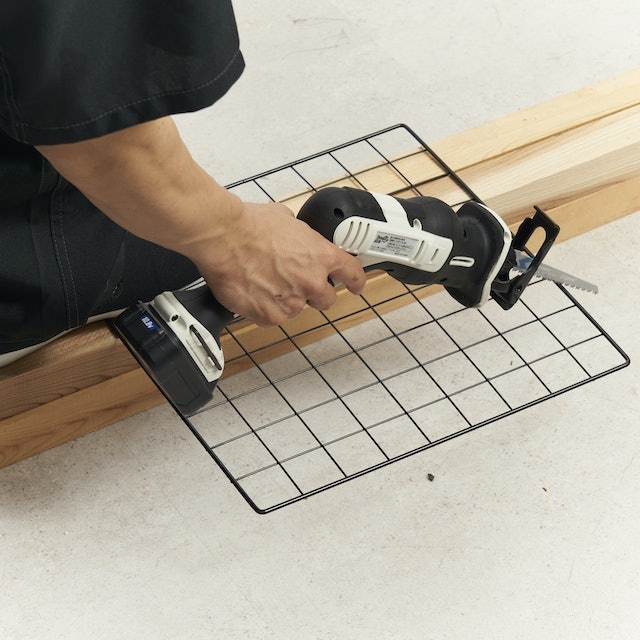 稼働音は控えめ。日中なら住宅街でも使いやすい