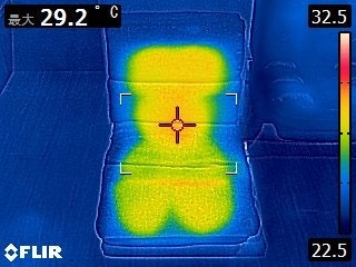 メッシュ素材で熱がこもりにくい。オールシーズン使える