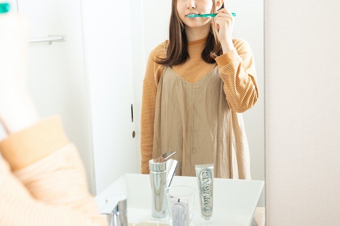 やや辛いものの、ほどよい香りで使いやすい。泡立ちがよく、磨きあがりはすっきり