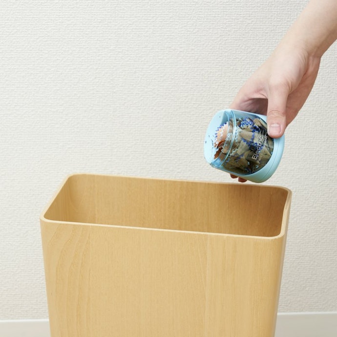 のぞき窓以外に便利機能はなし。使い勝手はいまひとつ