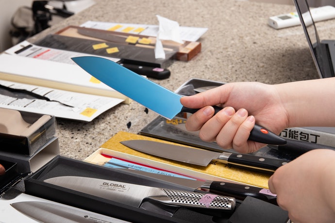 三徳包丁 Kasumi チタンコーティングを全19商品と比較 口コミや評判を実際に使ってレビューしました Mybest