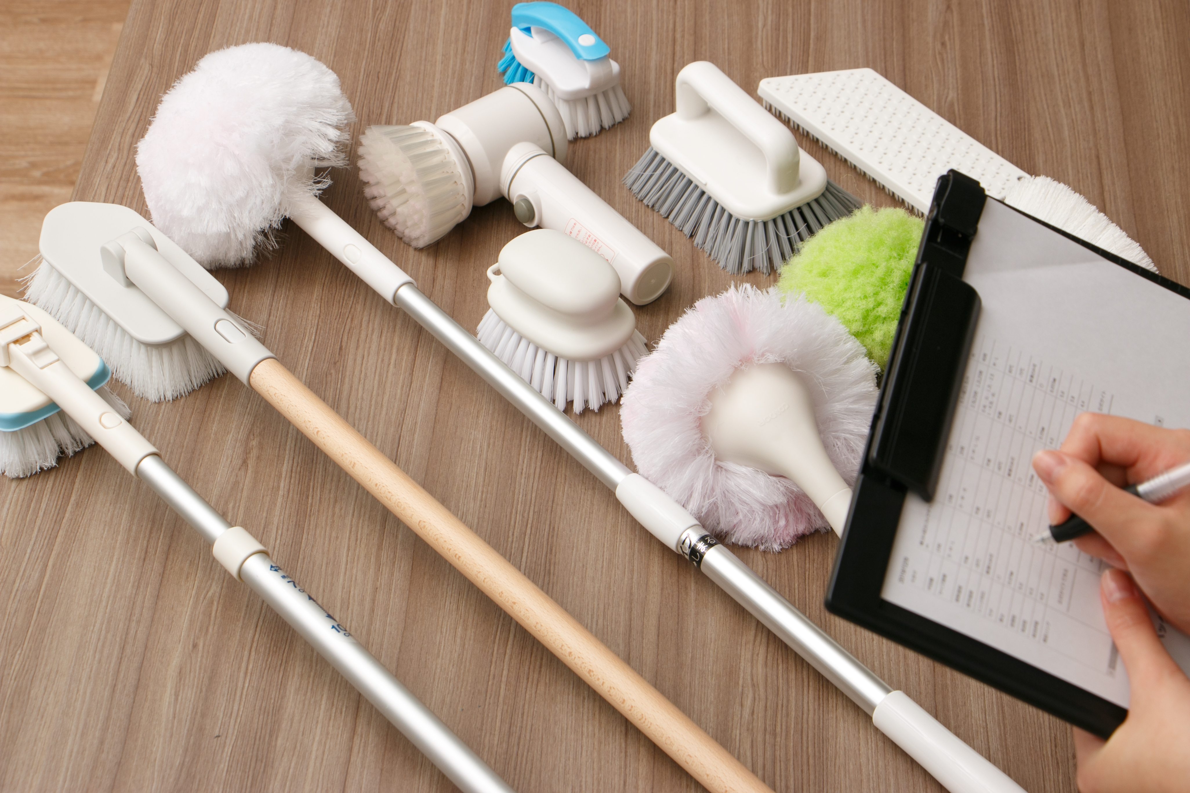 レック 激落ちくんお風呂まるごとバスクリーナーを他商品と比較 口コミや評判を実際に使ってレビューしました Mybest