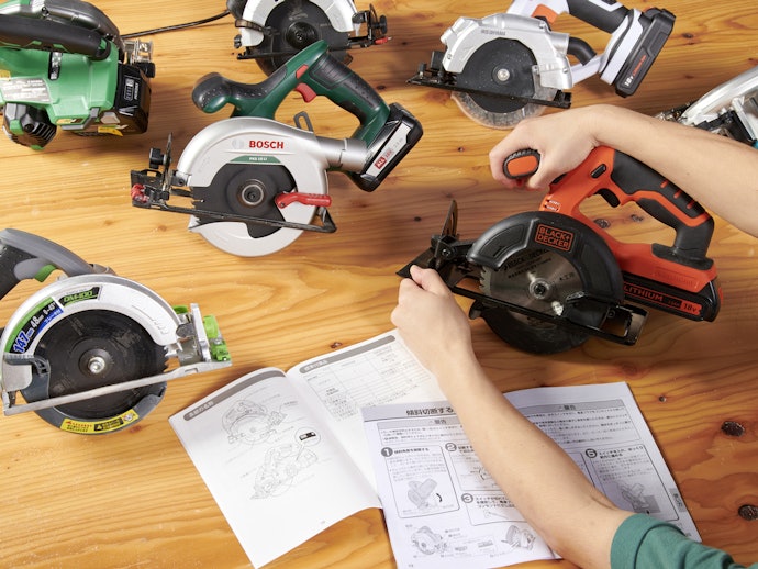 ボッシュ コードレス丸のこ GKS 18V-57 PROFESSIONALをレビュー ボッシュ コードレス丸のこ GKS 18V-57 PROFESSIONALをレビュー