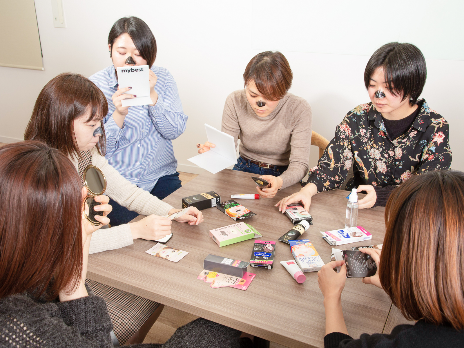 全品最安値に挑戦 メンズソフティモ 角栓すっきり黒パック 10枚入 ×１９２個セット １ケース分 fucoa.cl