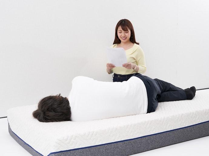 寝姿勢は個人差が見られた。体圧を分散できるのは利点