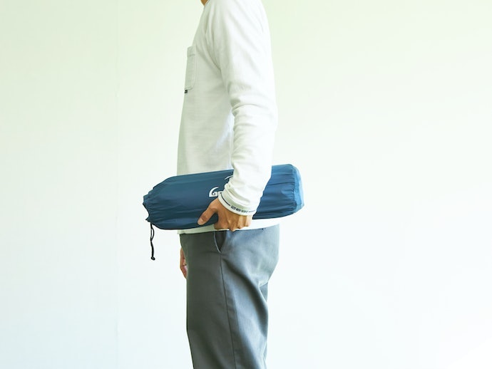 コンパクトにまとめにくく、持ち運びには不向き