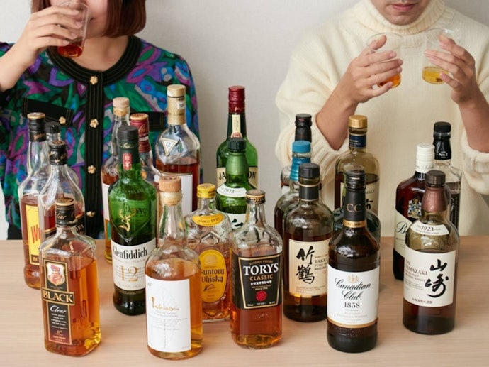 初心者にはやや飲みにくいが、バーボンにしてはクセが控えめで軽い